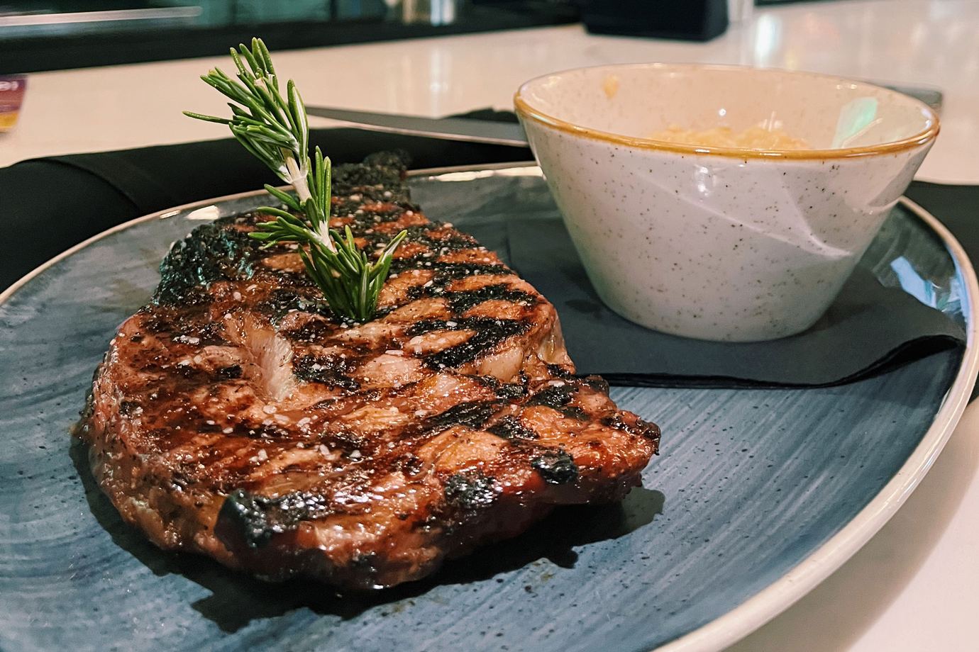 Grillmarx Steakhouse & Raw Bar, Falls Church