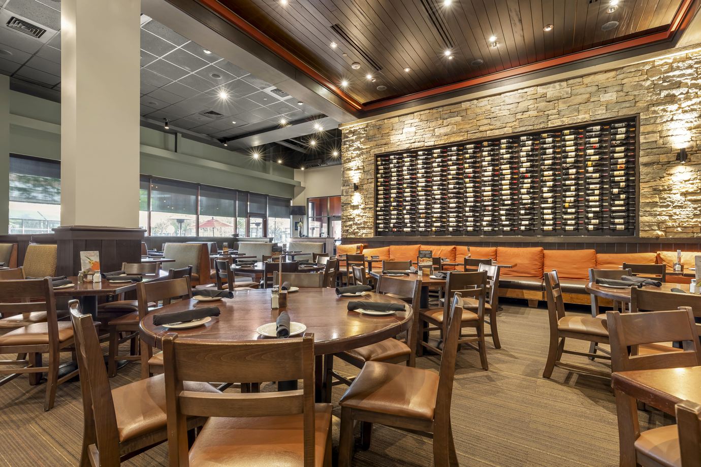 Firebirds Wood Fired Grill (Leesburg), Leesburg