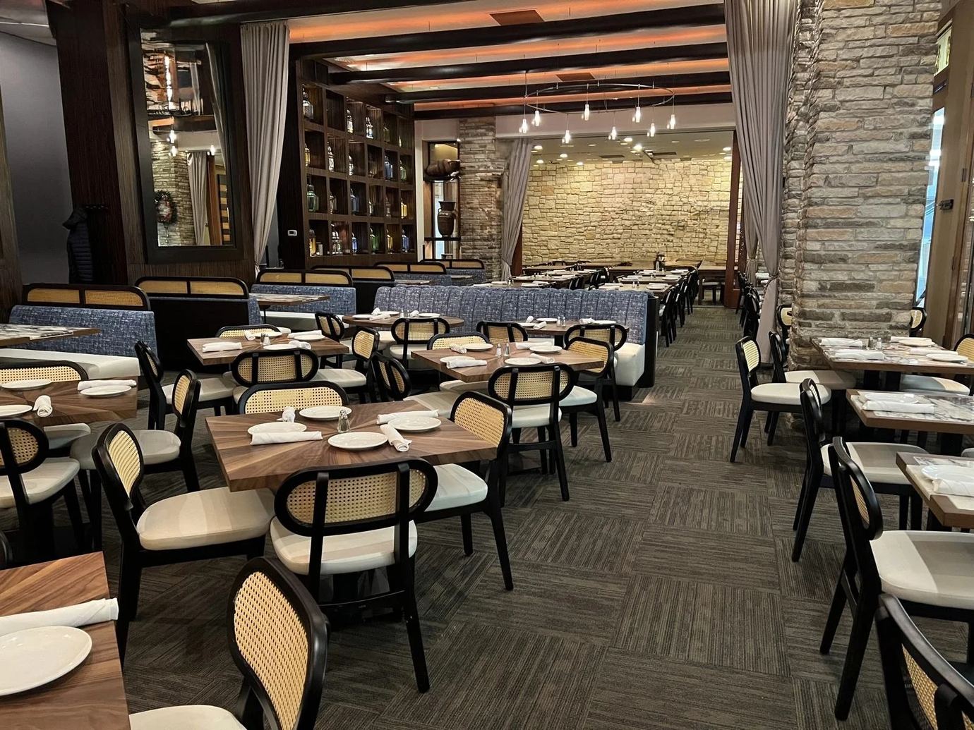 Lebanese Taverna Tysons Galleria, Tysons