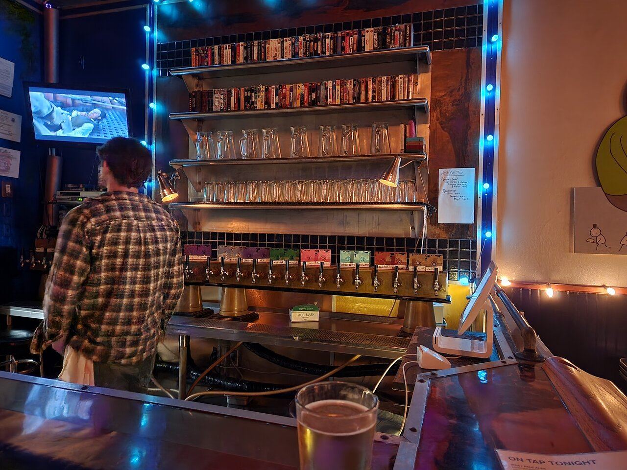 Galaxy Hut, Lyon Village