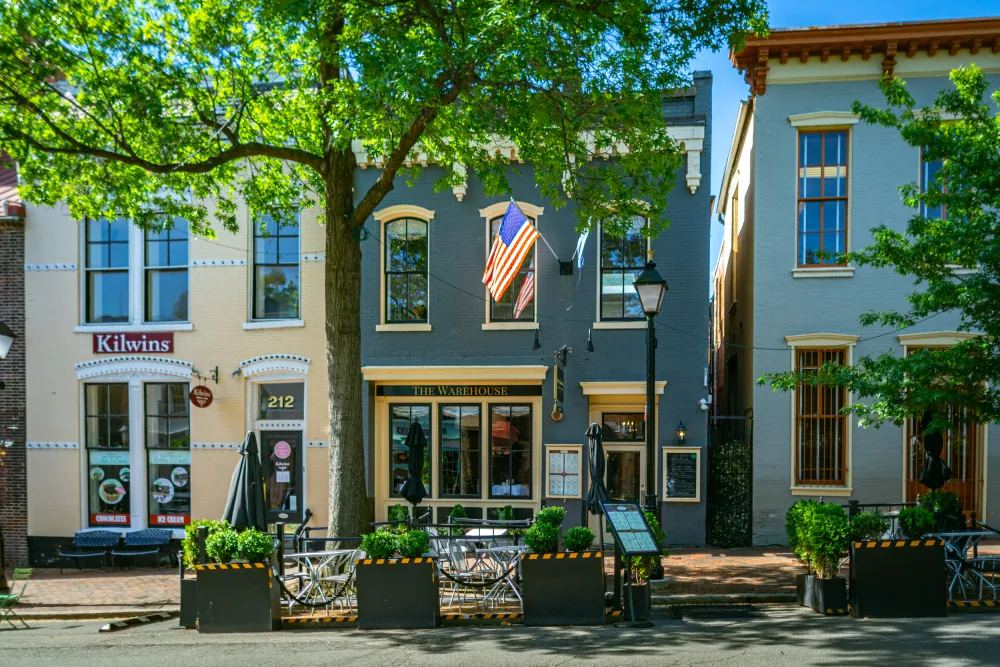 The Warehouse Bar & Grill, Alexandria